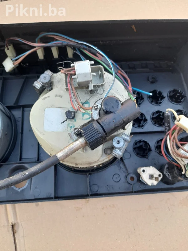 Instrument tabla Mercedes L 608 (200 KM)