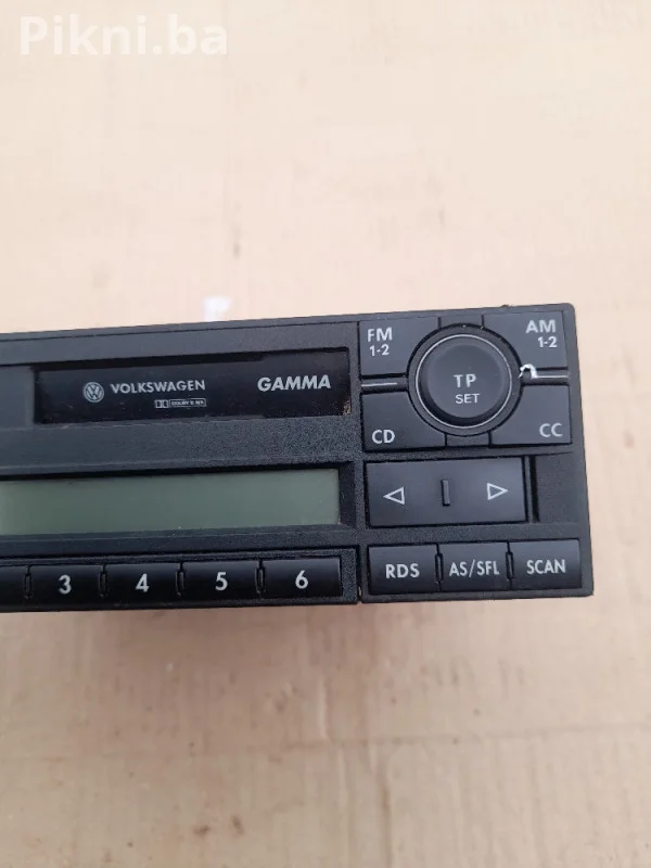 ORIGINAL VW GAMMA Auto Radio / NEISPITAN / Uvoz iz Njemačke (30 K