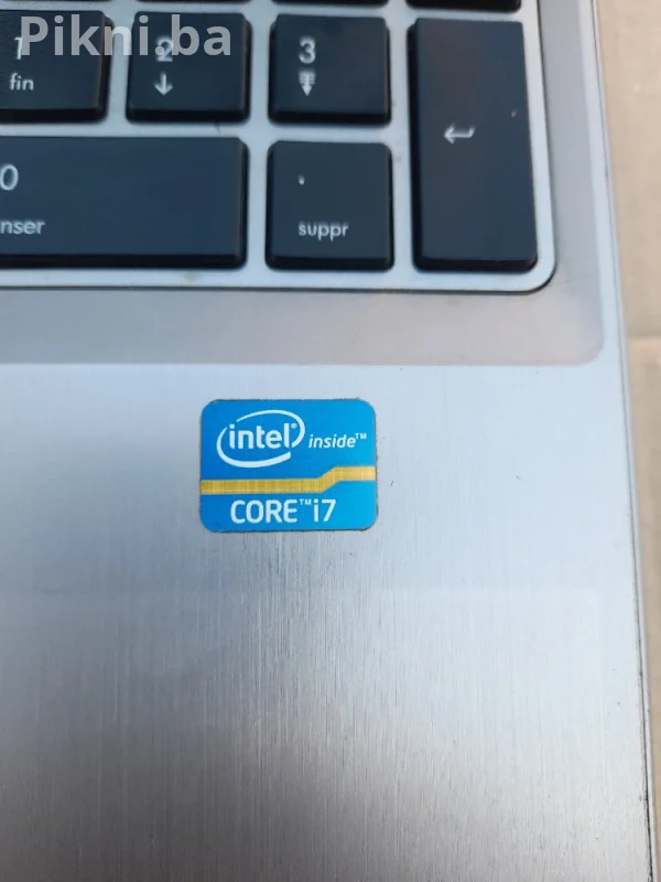 LAPTOP HP EliteBook 8570p / Intel i7 / Aluminijum - ZA DIJELOVE