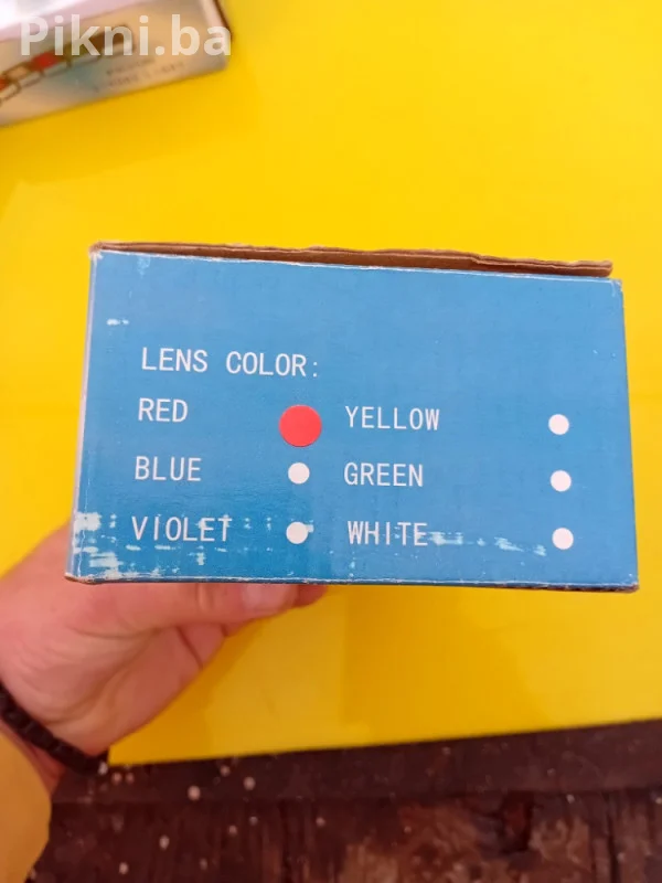 VIP Rasveta za Vaš Prostor: Mini Crveni Stroboskop (Strobe Light)