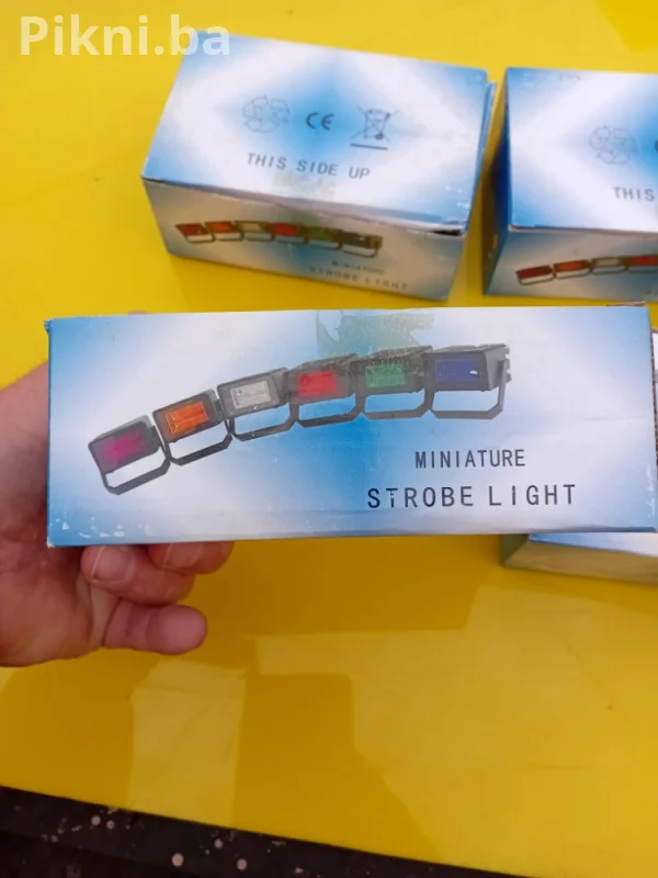 HIT PONUDA! Mini Stroboskop/Rotacija Lampe NARANDŽASTA/ŽUTA 12v