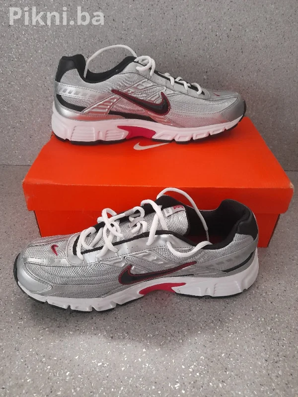 Nove Nike Initiator patike, broj 46, plaćene 110e - Hitno na prod