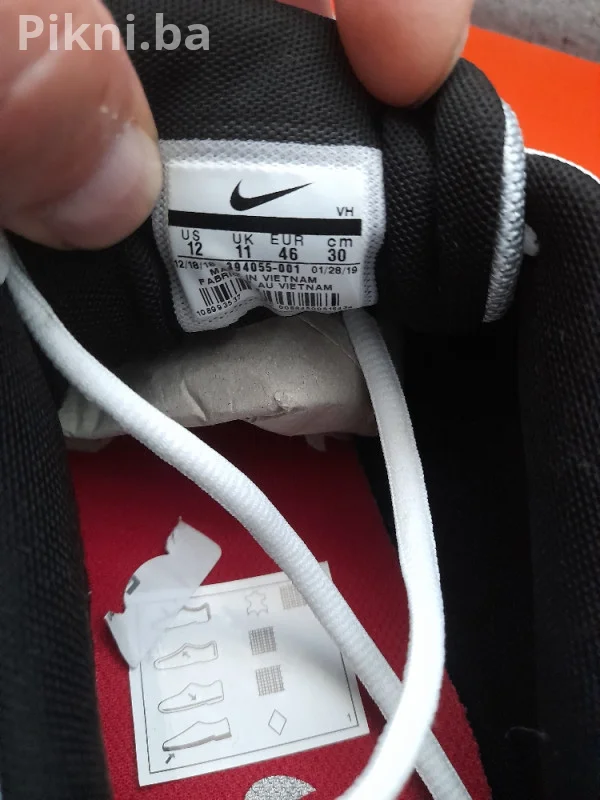 Nove Nike Initiator patike, broj 46, plaćene 110e - Hitno na prod