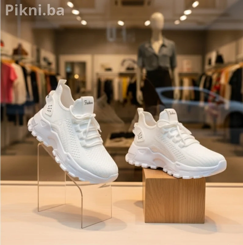 HIT Cijena! NOVE Bijele Patike (Chunky Đon) Samo JEDAN PAR Br. 41