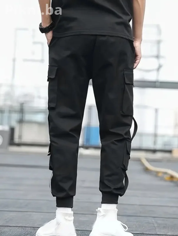 MODERNE CARGO PANTALONE - TEHNIKA DŽEPARICE (CRNE)