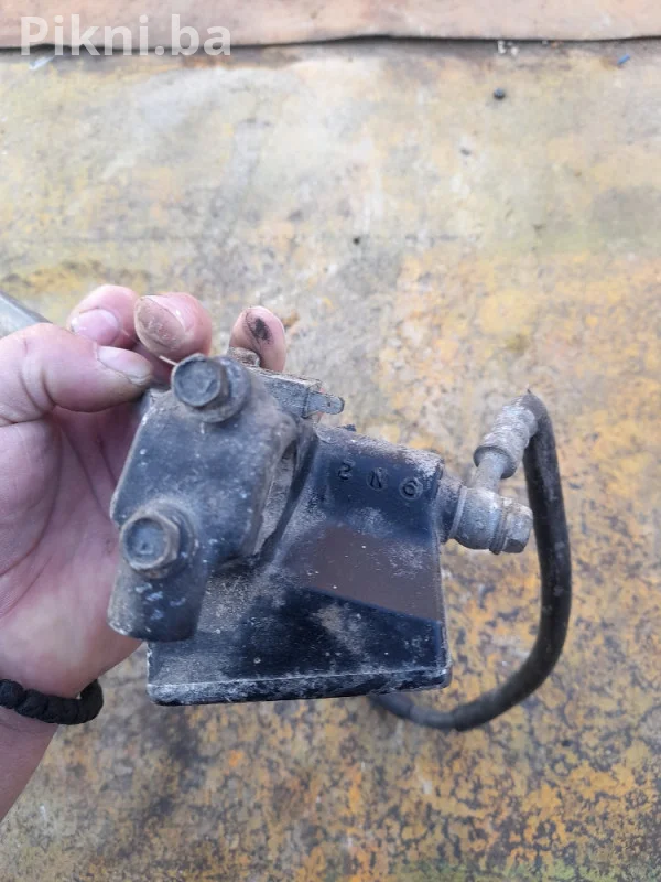 Kociona klijesta prednja kocnica motociklo motor