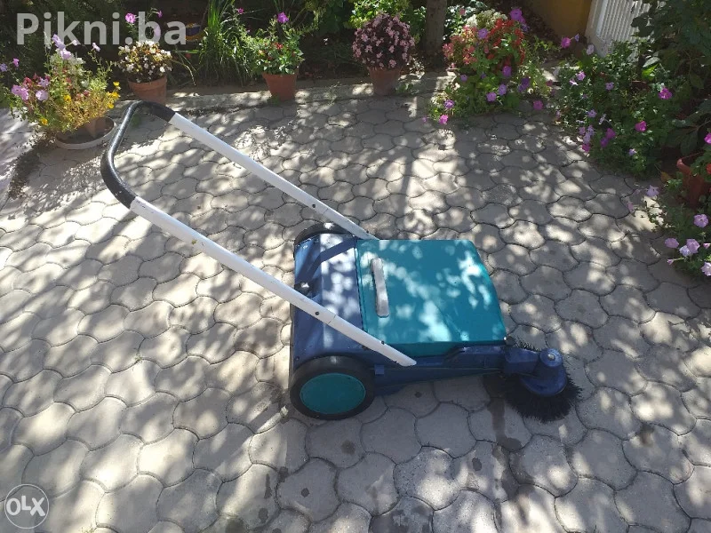 Profesionalna masina za metenje wetrok