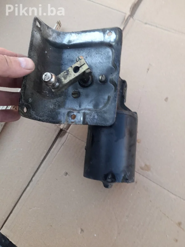 Motor brisača 12V za Mercedes L 608 (100 KM)