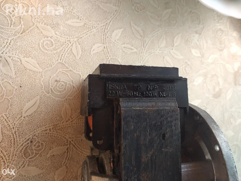 Elektro motor elektromotor 220v iskra MP0711 pumpa za vodu ves