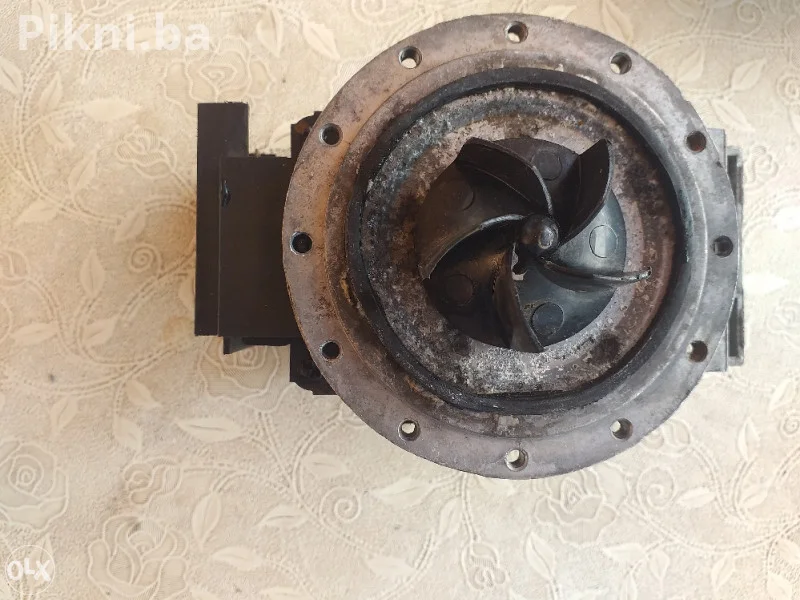 Elektro motor elektromotor 220v iskra MP0711 pumpa za vodu ves