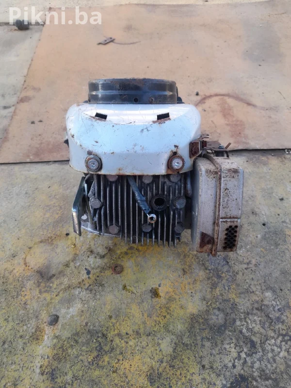 Motor kosačice TECUMSEH Briggs strattion kosilice dijelovi