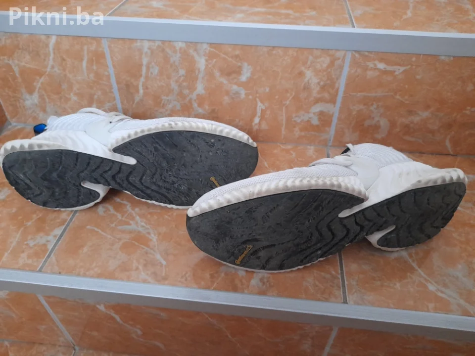 Adidas Alphabounce,patike broj 45 - Kao nove, nošene samo jednom!