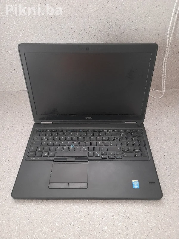 Dell Latitude E5550 i5 / ZA DIJELOVE / IZ Njemačke