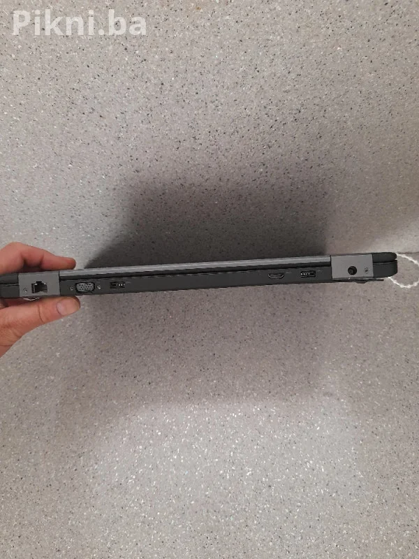 Dell Latitude E5550 i5 / ZA DIJELOVE / IZ Njemačke