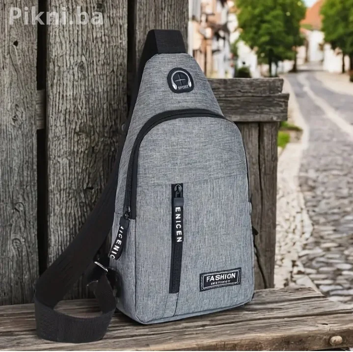 Sportska Crossbody Torba / Ruksak sa otvorom za slušalice - SIVA