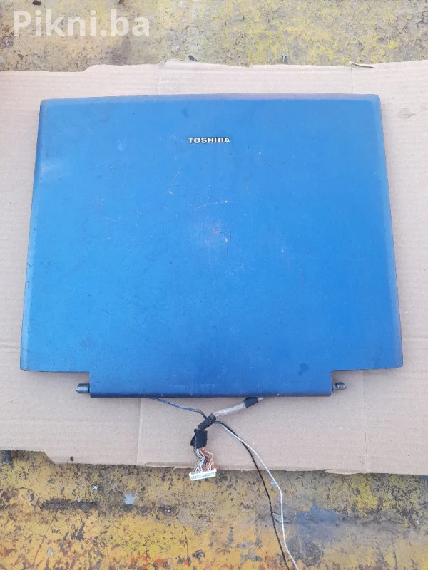 Ekran laptop Toshiba lap top računar kompjuter za dijelove