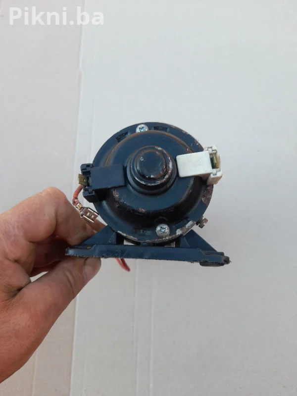 Membranska pumpa za vodu 2i 2121N 220v pumpa