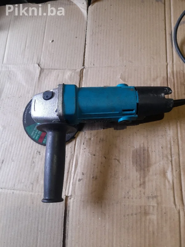 100% ISPRAVNA! MAKITA Ugaona Brusilica 9555HN (125mm, 840W) | Jap