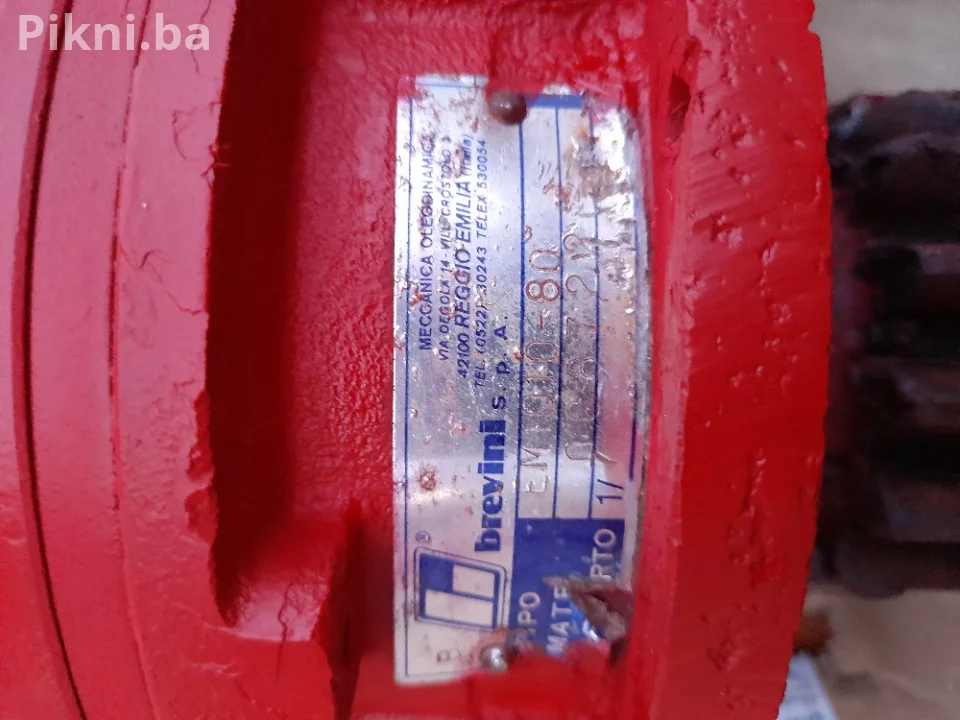 GOTOVO NOV! Brevini Hidro-Motor sa Reduktorom EM1010-80 (Samo 500
