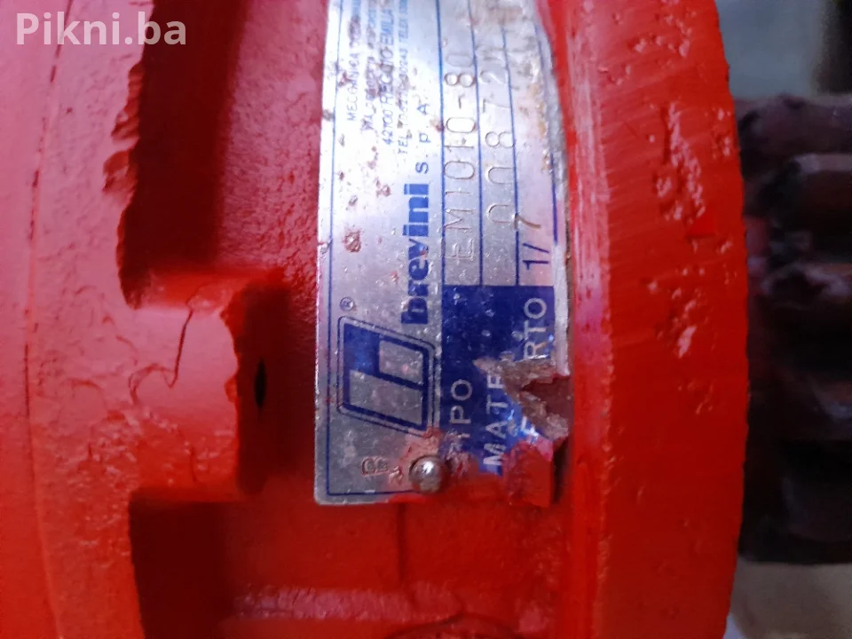 GOTOVO NOV! Brevini Hidro-Motor sa Reduktorom EM1010-80 (Samo 500
