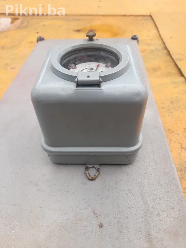 Uklopni sat Iskra TKM3-01 strujomjer mjerac elektricno brojilo