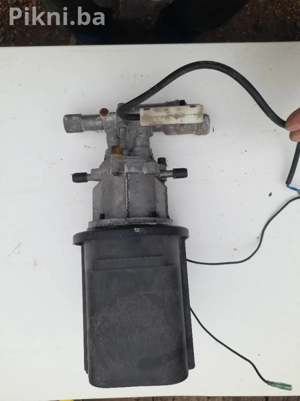 Motor i Glava Pumpe za Perač pod Pritiskom (Wap) - 230V - ISPRAVA