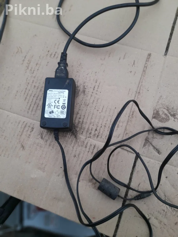 DVE adapter Napajanje 24V 1.6A (38W) - Model DSA-0421S-24-1 39 -