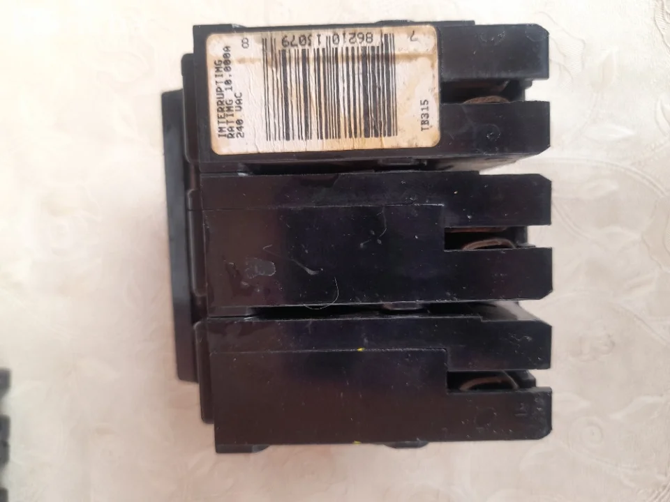 Kontaktor Thomas betts tb315 15A sklopka tropolni prekidac