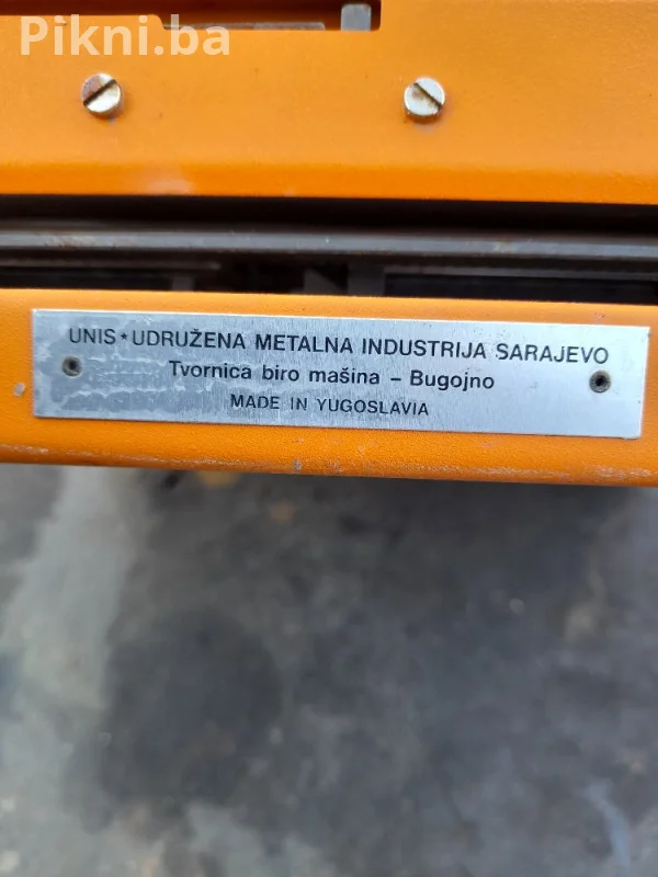 BRZA PRODAJA! PISAĆA MAŠINA UNIS tbm de Luxe - ORIGINALNI YU KVALIT