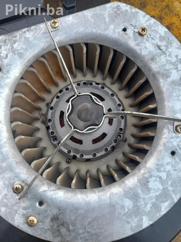 PROFESIONALNA TURBINA / CENTRIFUGALNI VENTILATOR 220V