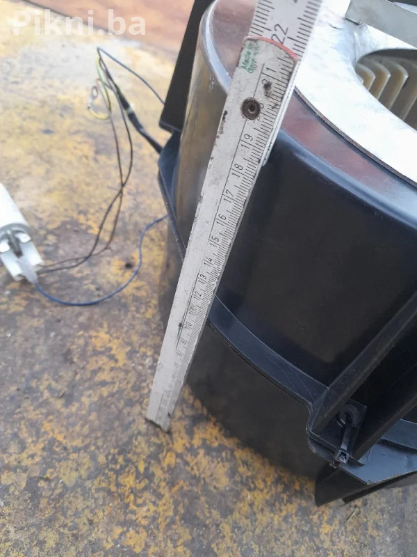 PROFESIONALNA TURBINA / CENTRIFUGALNI VENTILATOR 220V