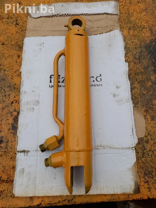 Hidraulicni cilindar klip 45cm traktor bager utovarivac skip Mf