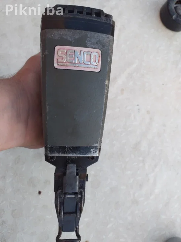 Prodajem pneumatsku heftaricu SENCO SKS 16 7/8"-1-1/2