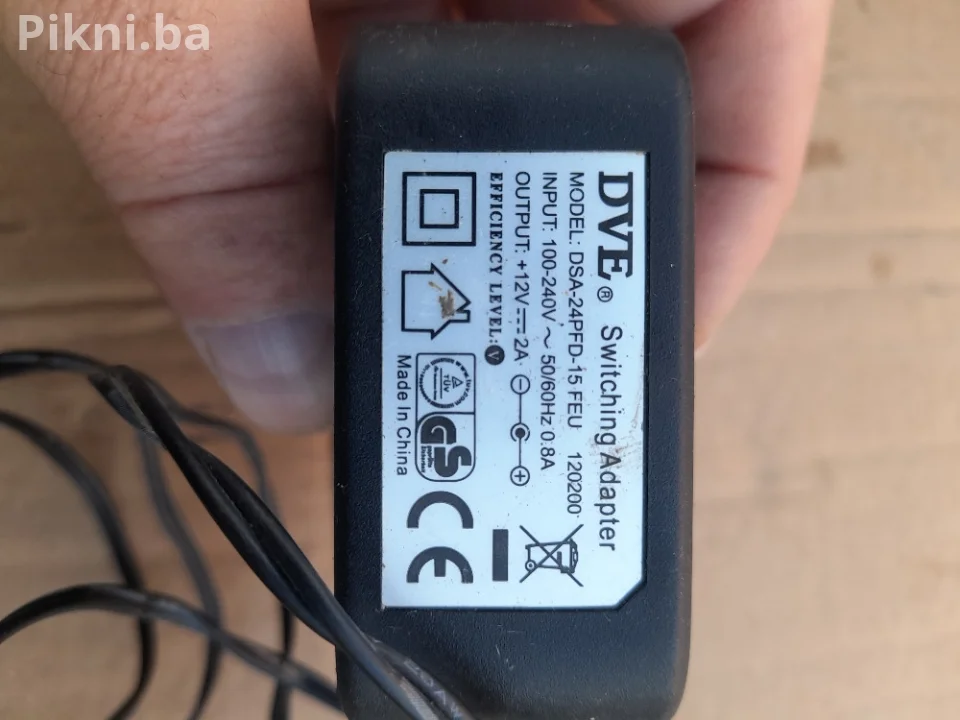 Adapter DVE 12V 2A - Switching Ispravljač - Punjač 12 Volti