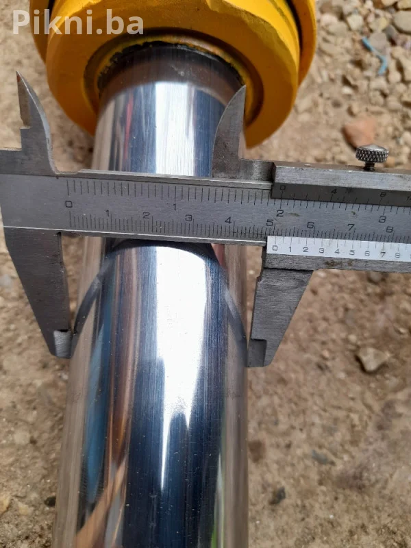Hidraulicni cilindar klip 118cm bager utovarivac traktor skip MF