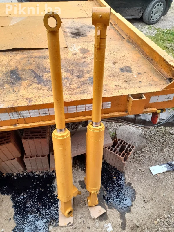 Hidraulicni cilindar klip 128cm bager traktor utovarivac skip