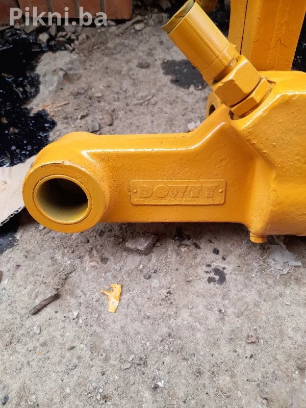 Hidraulicni cilindar klip 128cm bager traktor utovarivac skip