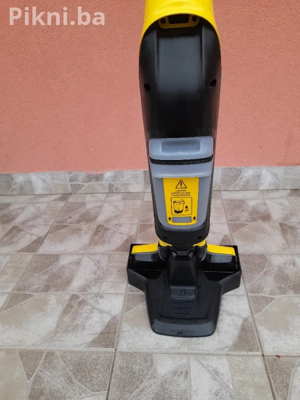 Profi usisivač Karcher FC 5 Čistač podova (Kao nov / Malo radio)