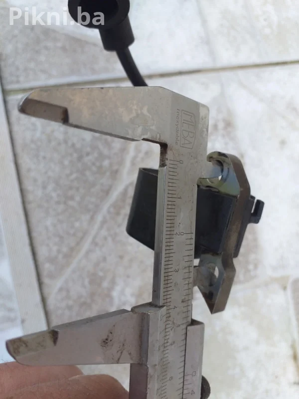 Bombina elektronika STIHL 0550 motorne trimeri