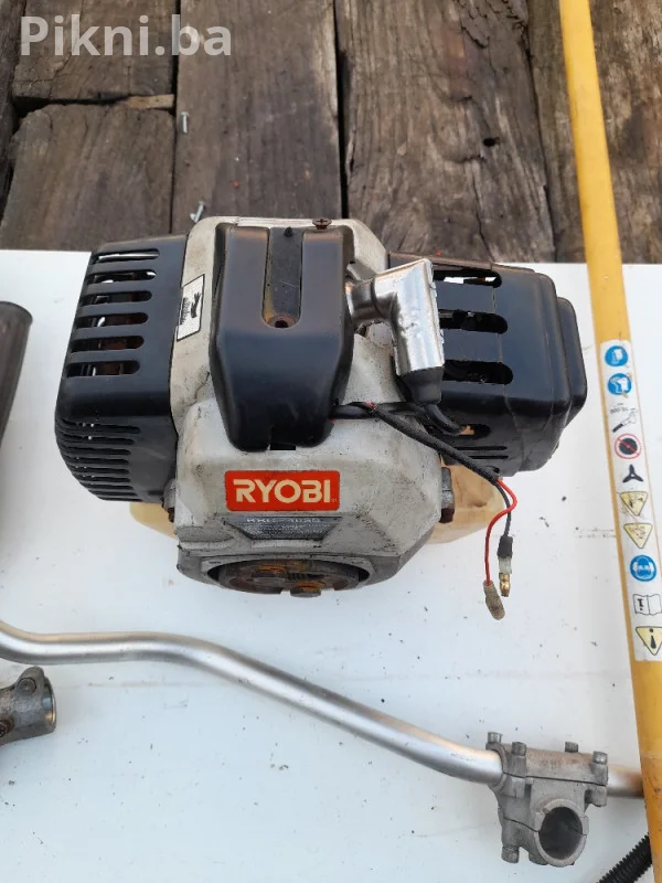 Dijelovi za trimer Ryobi RBC-40SB (40cc) - Motor ispravan!