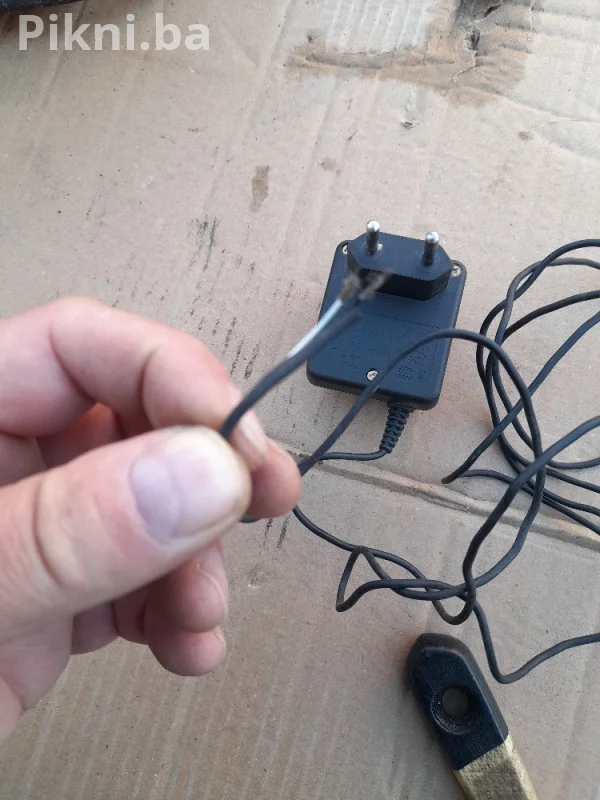 Nokia Punjač ACP-7E (3.7V / 355mA) - ZA DIJELOVE