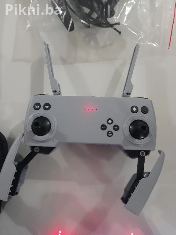 Dron YLRC S106 GPS 8K (Novo/Oštećeno - Pročitati opis)