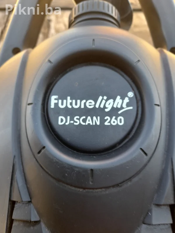 PROFESIONALNI DJ SKENER Futurelight DJ-SCAN 260 (DMX - Ispravni M