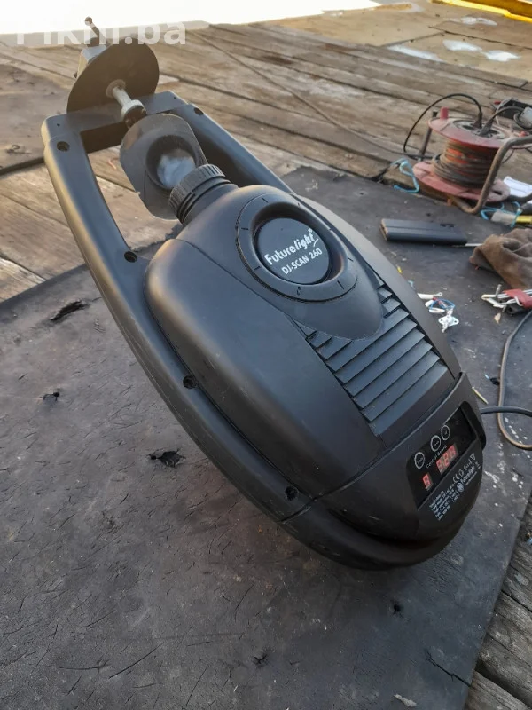 PROFESIONALNI DJ SKENER Futurelight DJ-SCAN 260 (DMX - Ispravni M