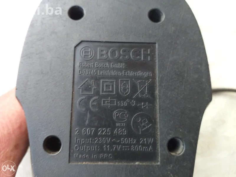 Punjac za baterije Bosch 11,7v aku busilica