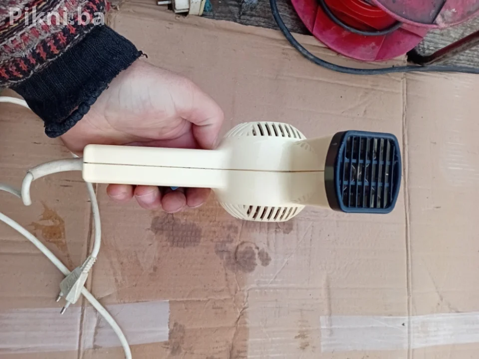 RETRO FEN ZA KOSU (Vintage Sušilo za kosu 70-te/80-te)