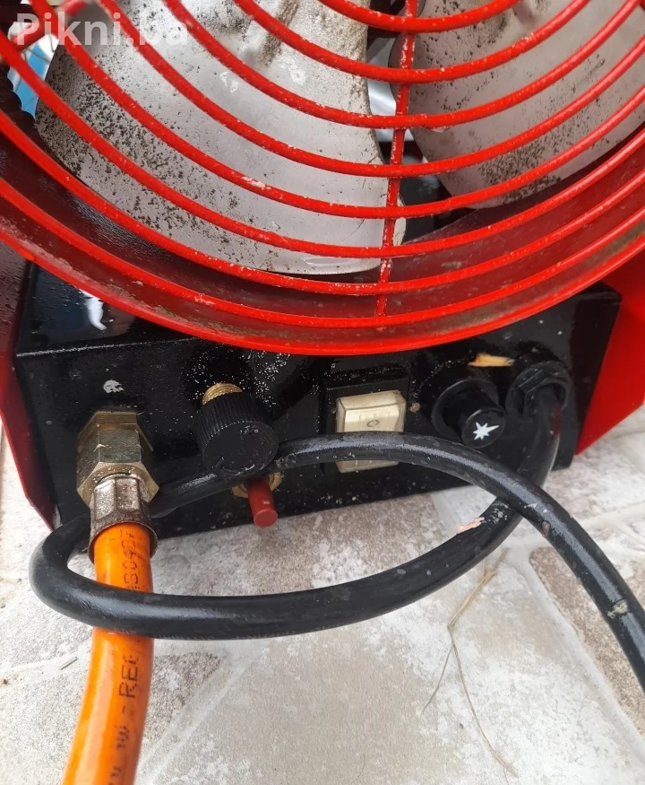 🔥 Profesionalni Gasni Top - Agrotherm 29 kW 🔥 (Potpuno ispravan!)