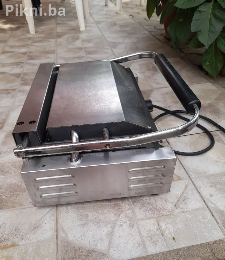 🔥 Profesionalni Hendi Kontaktni Gril (Toster) – 2250W 🔥