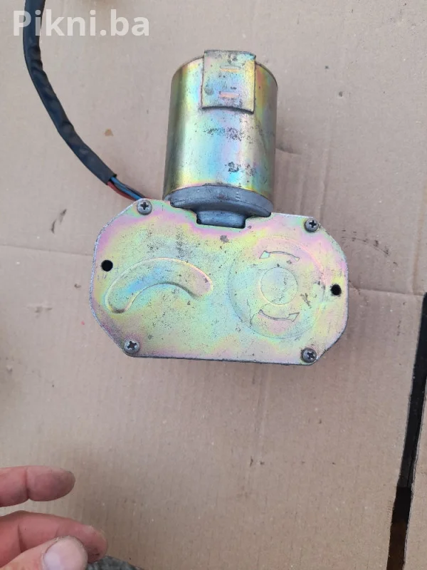 Motor Brisača Vjetrobrana PES Surdulica 12V 60 o min - ZA BRZU P