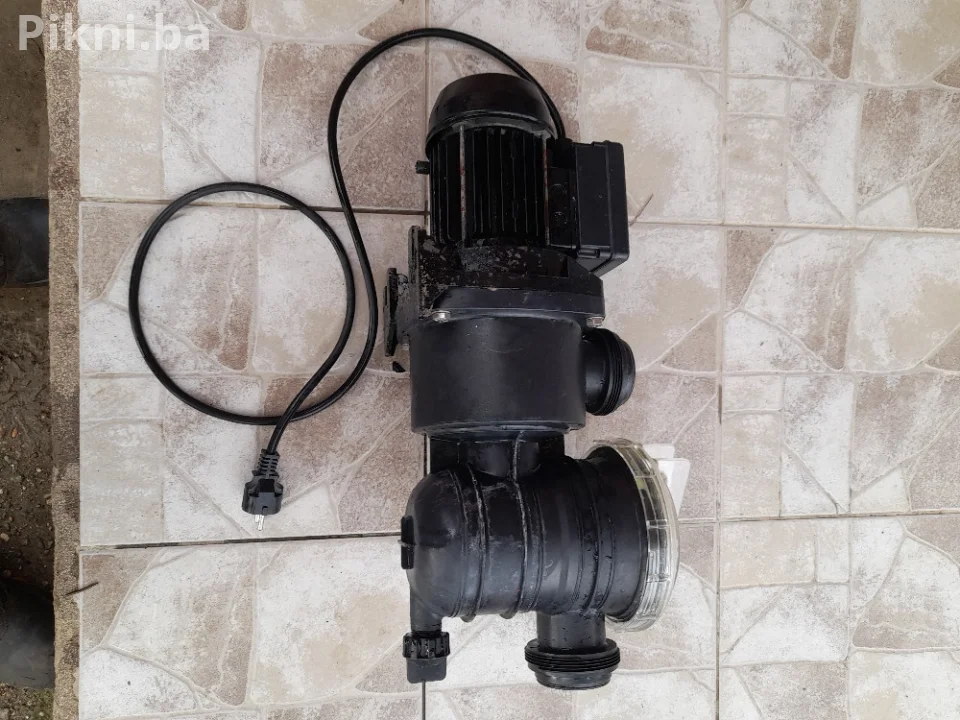 BRZA PRODAJA! PENTAIR VODENA PUMPA ZA BAZEN SW-8 M SAMO 200 K